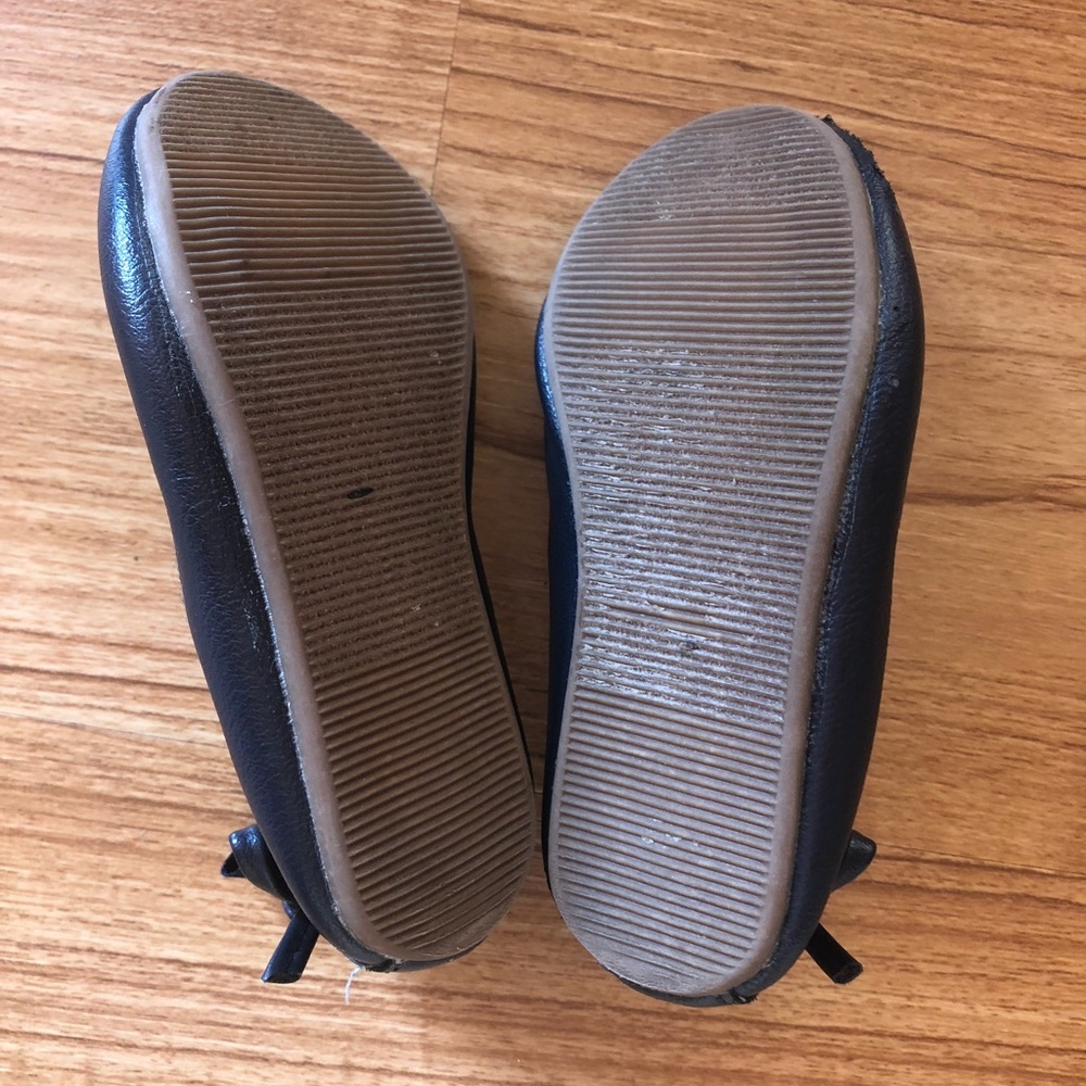 Gap Kitty Shoes - Picture 3 of 3
